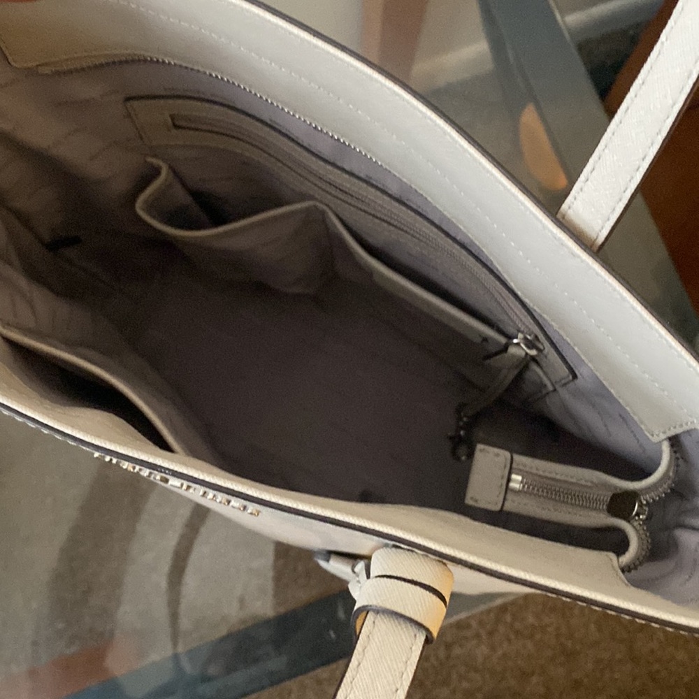 Micheal Kors large logo Tote bag. Used but still very neat. - Picture 8 of 8